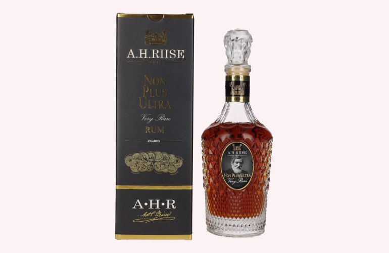 A.H. Riise NON PLUS ULTRA Very Rare Rum - Old Edition 42% Vol. 0,7l in Giftbox