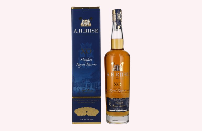 A.H. Riise X.O. HAAKON ROYAL RESERVE Superior Spirit Drink 42% Vol. 0,7l in Giftbox